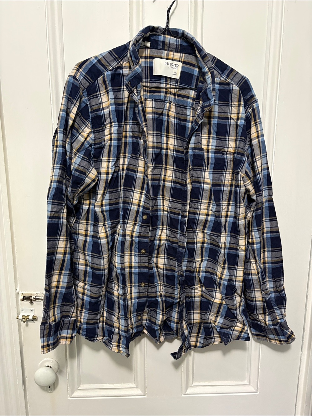 GAP Navy and Cream Plaid Casual Button-Down Shirt